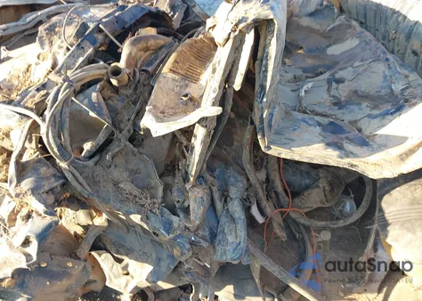 1983 Chevrolet K10 из США, поврежденный, VIN 1GCEK14H3DF324603